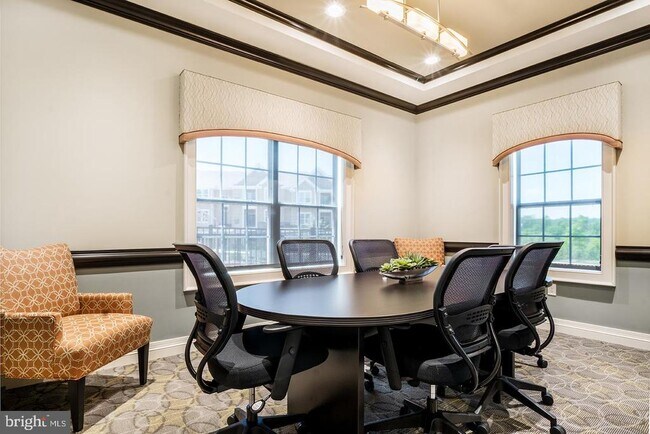 Building Photo - 29 Tacoma Ln