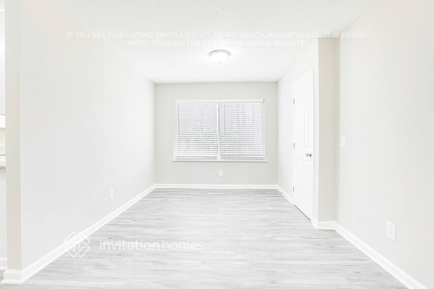 Building Photo - 3197 Delhi Dr