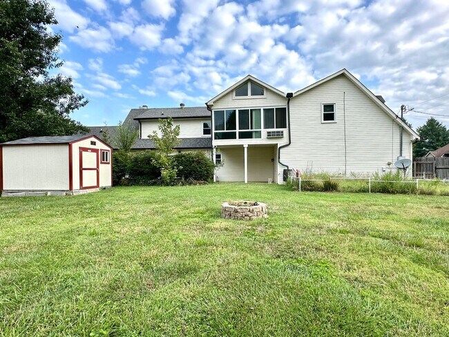 Building Photo - Stunning Single-Family Home with Plenty of...