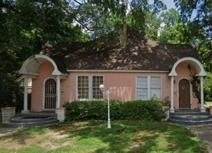 Building Photo - 411 W 13th Ave