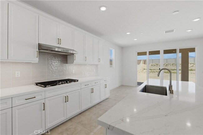 Building Photo - 11647 Saddleback Dr