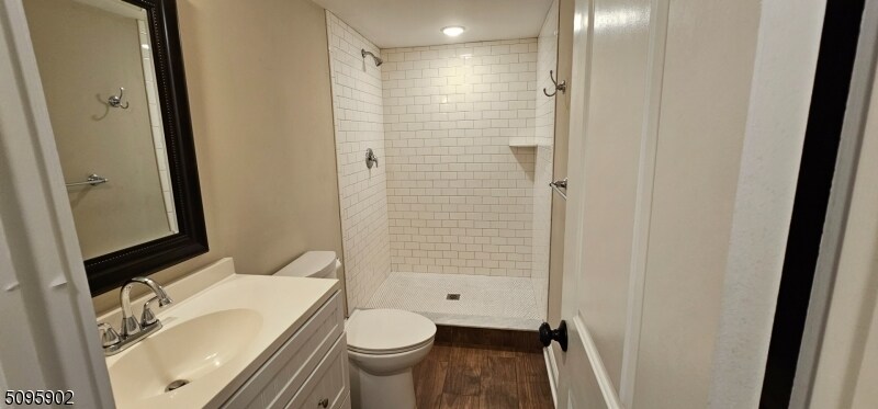 Bathroom - 21 W Hanover Ave