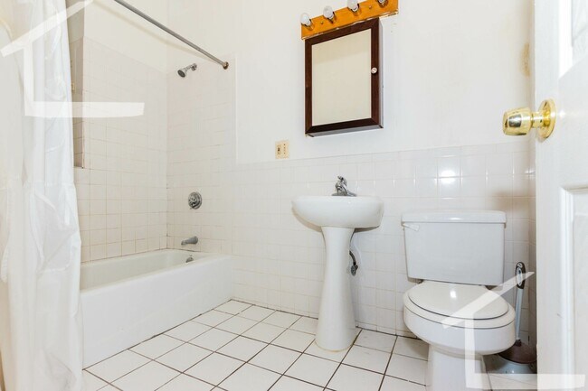 Building Photo - Great Value - 3-bed, 1-bath Near the T in Allston