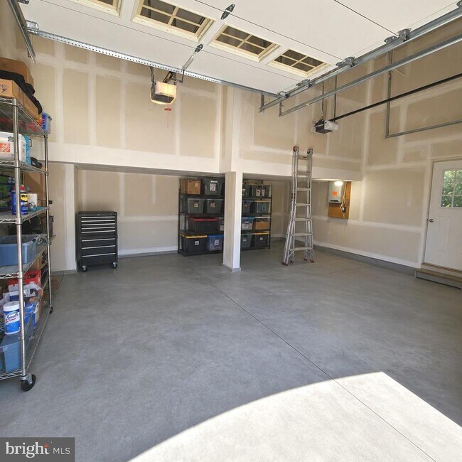 Building Photo - 7702 Tower Woods Dr