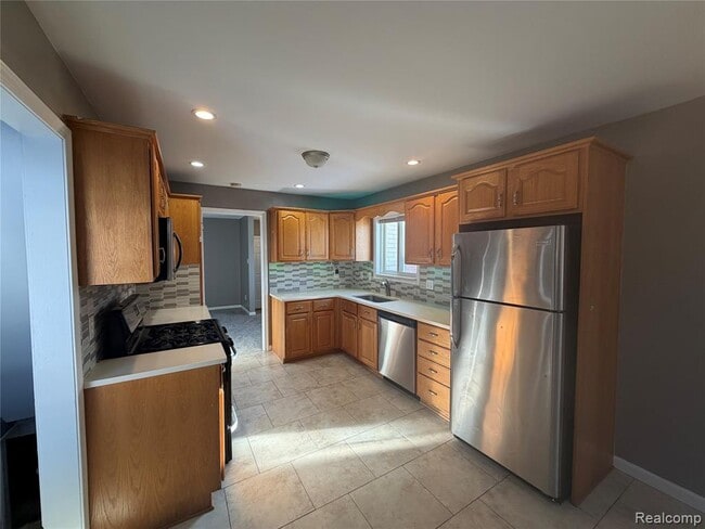 Building Photo - 7970 Campbell St