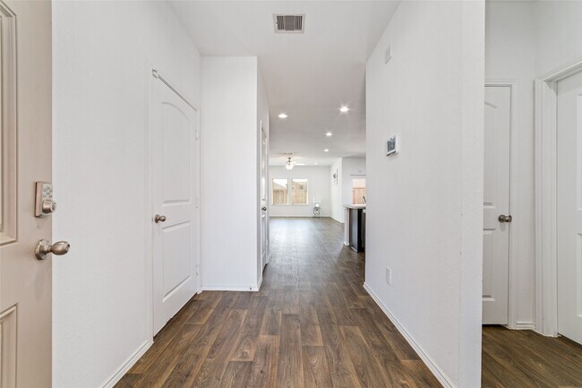 Building Photo - 5127 Radiant Dawn Dr