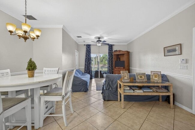 Building Photo - 3055 Grandiflora Dr