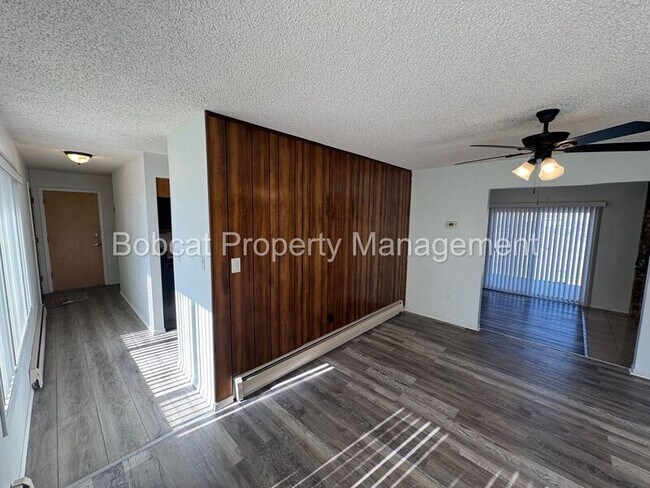 Building Photo - 5229 Silver Sage Dr