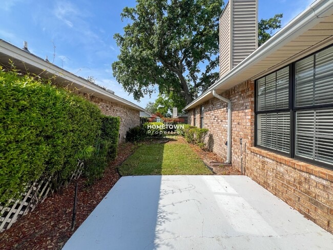 Building Photo - 3241 Braxton Cir