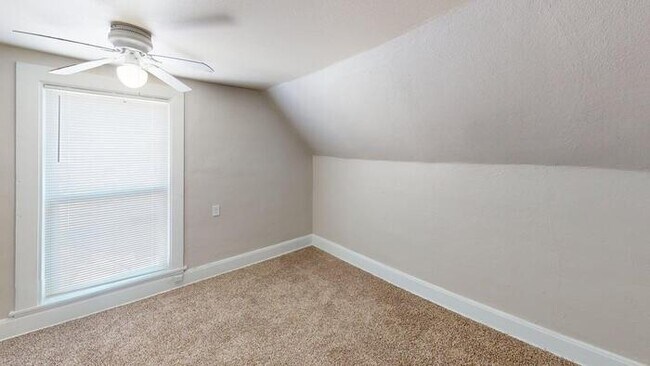 Building Photo - 311 N 12th St