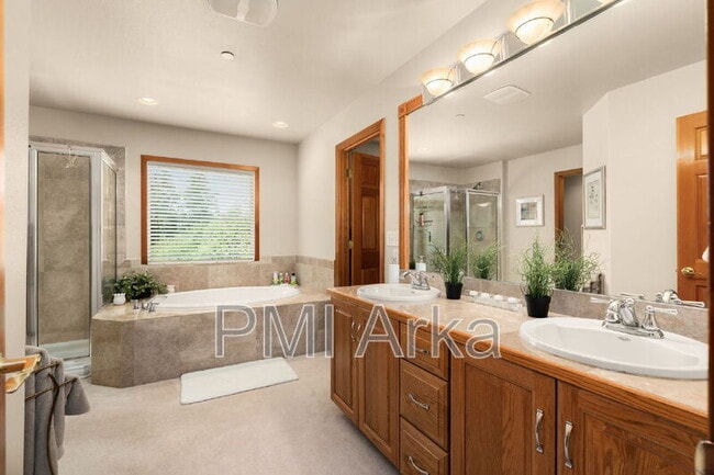 Building Photo - 19703 SE 128th Way