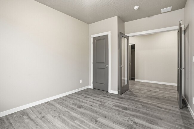 Building Photo - 4268 May Ella Lp