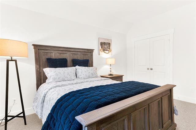 Building Photo - 7717 Reis Ln