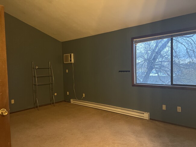 Second bedroom upstairs - 3160 Eastwood Ct