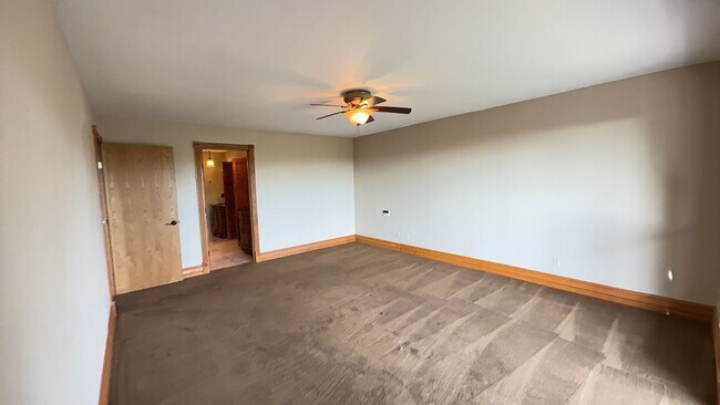 Building Photo - Welcome home to breathtaking views in this...