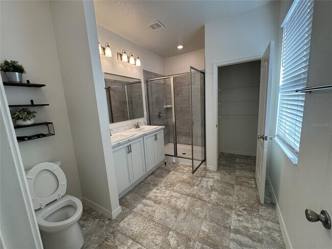 Building Photo - 279 Sunfish Dr