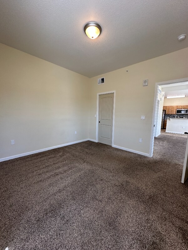 Building Photo - 430 W Pikes Peak Ave