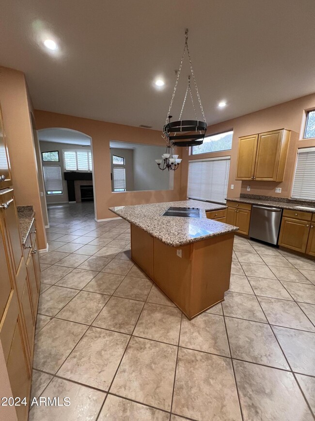 Building Photo - 11467 E Sweetwater Ave