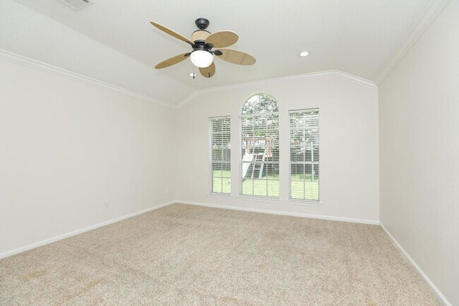 Building Photo - 25215 Aughton Dr