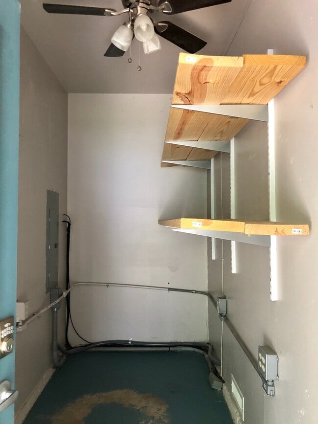 Building Photo - Cleveland Park Renovation!  Walking Distan...