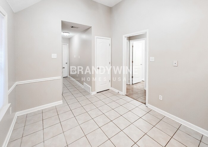 Building Photo - 1343 Appling Rd