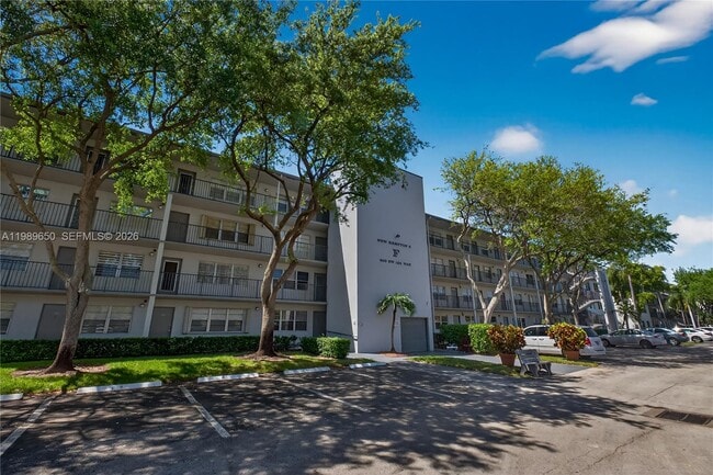 Building Photo - 400 SW 134th Way