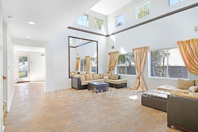 Building Photo - 29541 Big Bend Pl