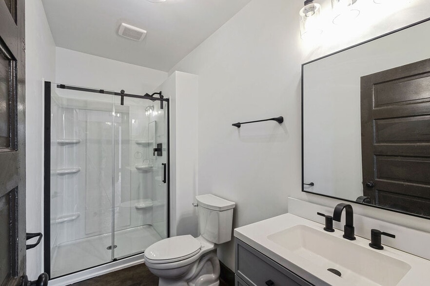 Building Photo - 205 Broadway St