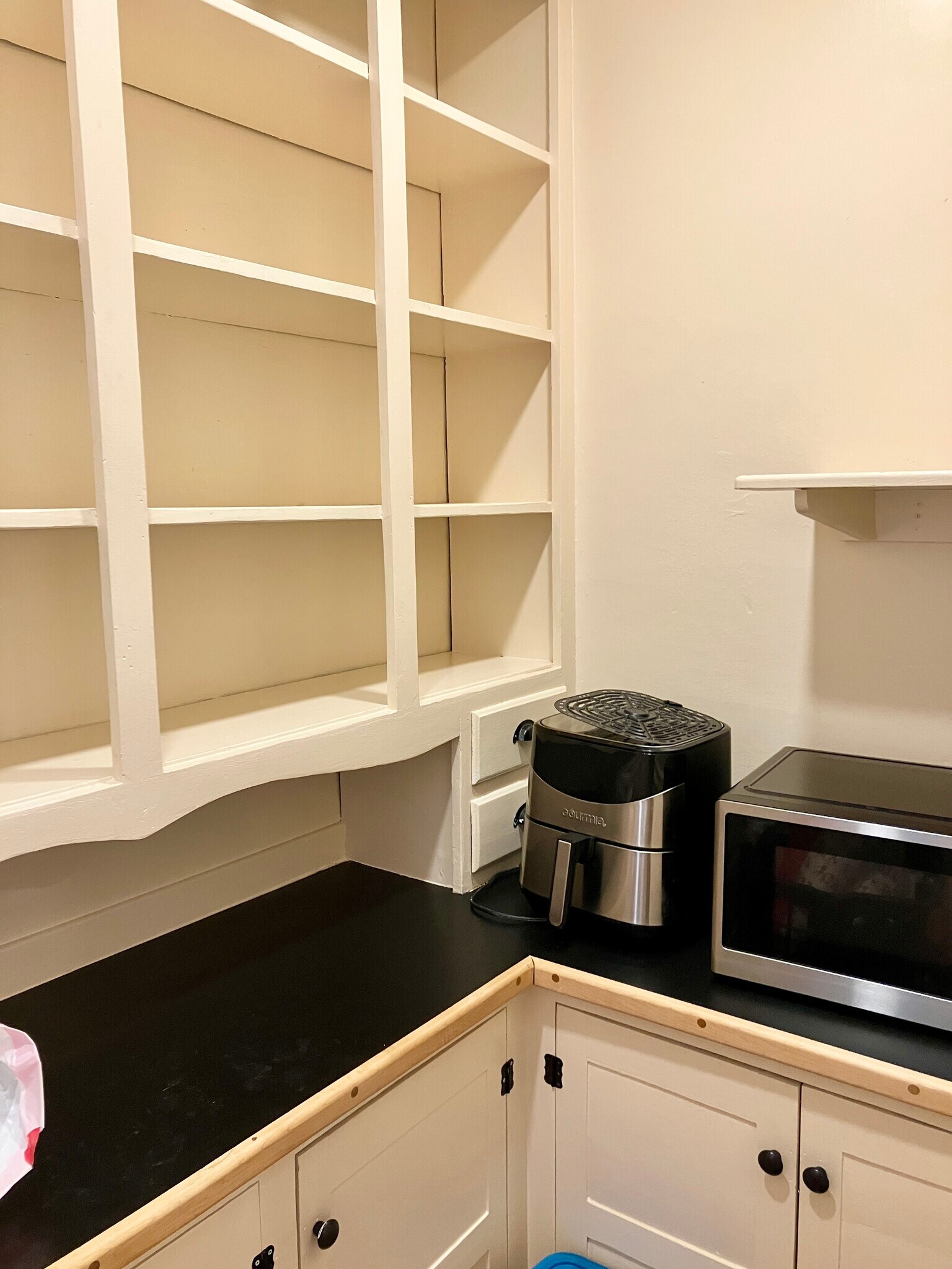 Building Photo - 67 Olcott Ave