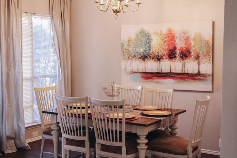 Building Photo - 2610 Wandering Oak Dr