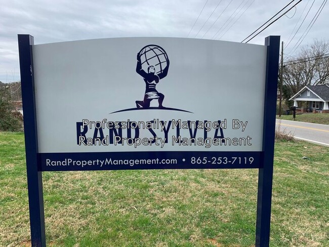 Building Photo - 117 Sylvia Dr