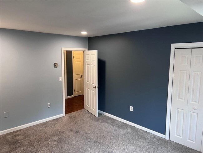 Building Photo - 206 Arthurs Way