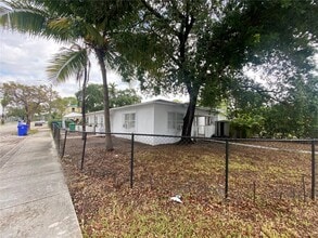 Building Photo - 5905 NW 3rd Ave