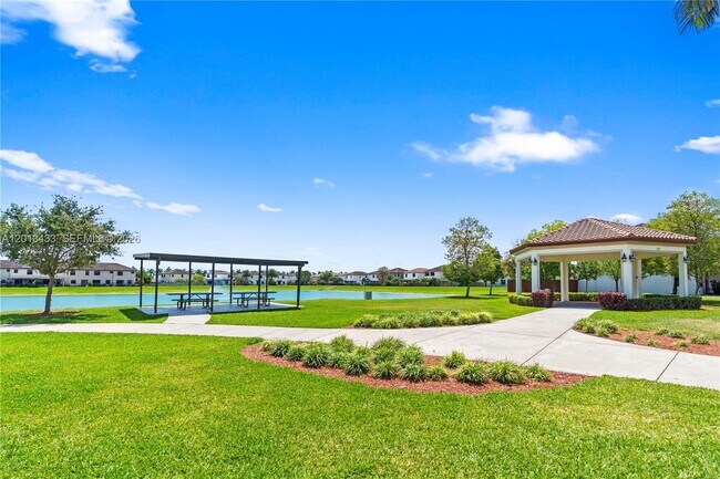 Building Photo - 25232 SW 117 Pl