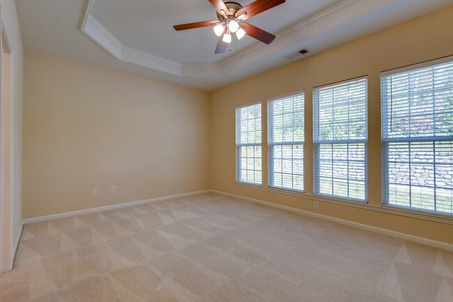 Building Photo - 3-Bed/3-Bath w/ Bonus Rm. in Brentwood!