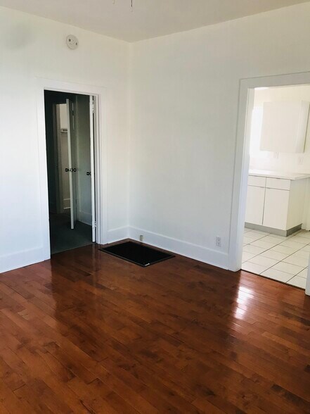 Living Room in to Bedroom - 1234 17th St