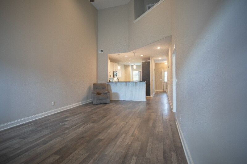 Building Photo - 3436 Pershing Dr