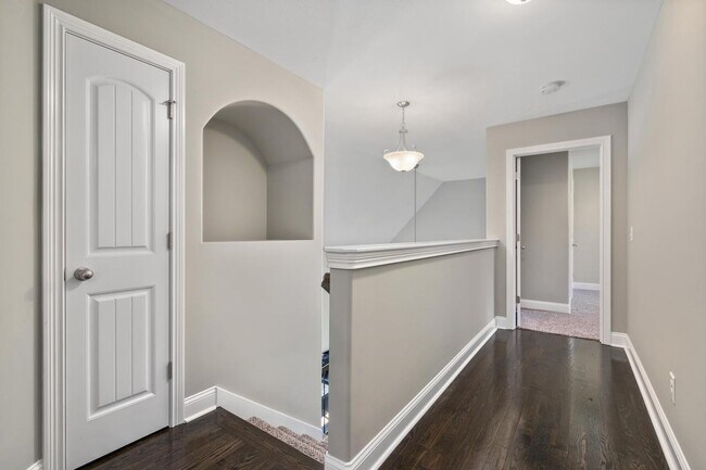Building Photo - 1003 Barnhill Rd