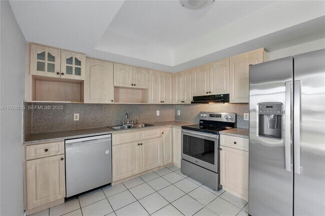 Building Photo - 5850 NW 57th Ave