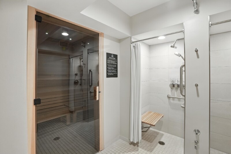 Building Photo - 522 N Kingsbury St