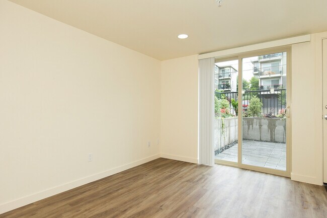 Building Photo - 2237 NW 59th-1