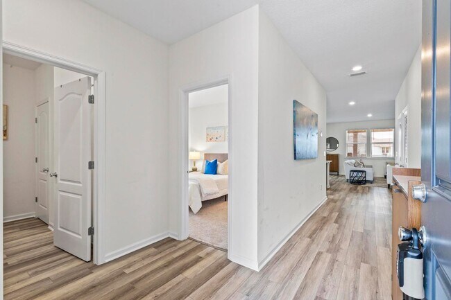 Building Photo - 85 Las Casitas Blvd
