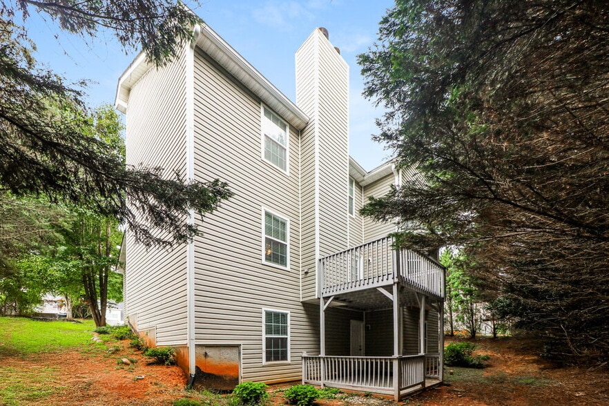 Building Photo - 4631 Glider Cir