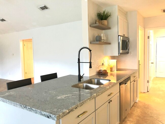 Building Photo - 11511 Kirkvalley Dr