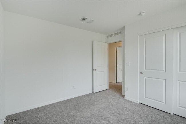 Building Photo - 10339 Dallington St