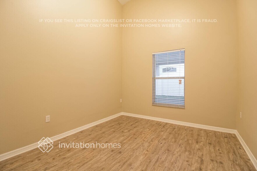 Building Photo - 14100 Yellow Wood Cir