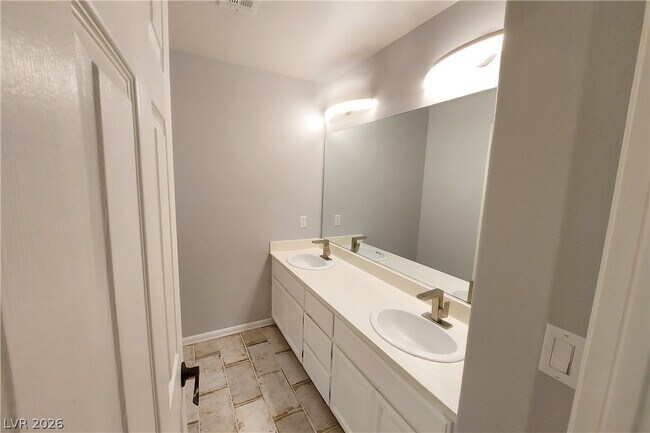 Building Photo - 8272 Tibana Way