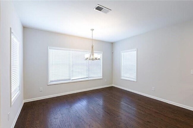 Building Photo - 1771 Stone Hedge Dr