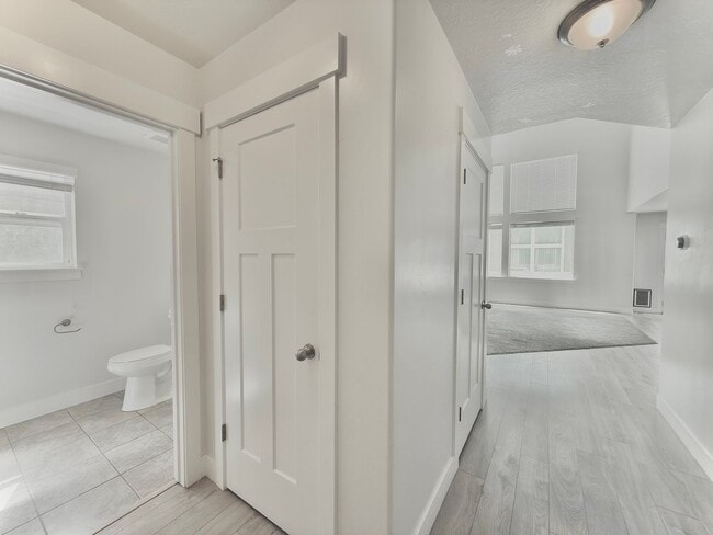 Building Photo - 3 Bed | 2.5 Bath | 2,365 sq ft above grade | Full unfinished basement | 2-car garage