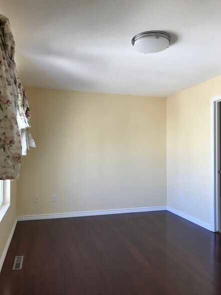 Building Photo - 3314 Warren Farm Dr